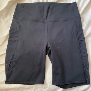 Fabletics black biker shorts - XL with mesh side and pockets